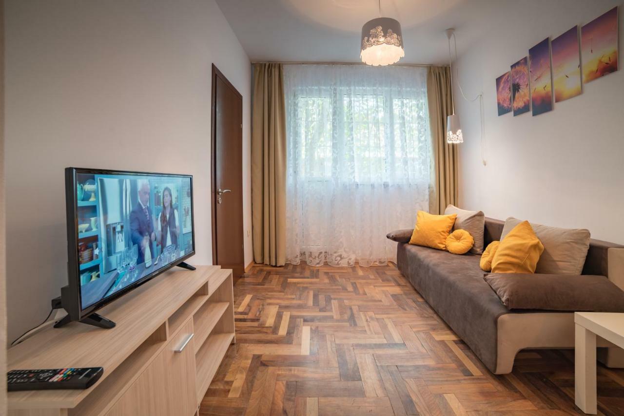 Comfort.Chic.Charming Apt With Terrace Near Ndk Sófia Exterior foto