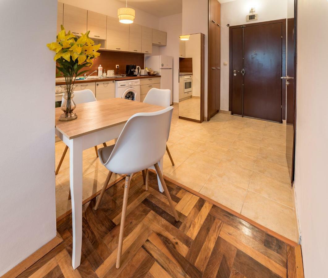 Comfort.Chic.Charming Apt With Terrace Near Ndk Sófia Exterior foto